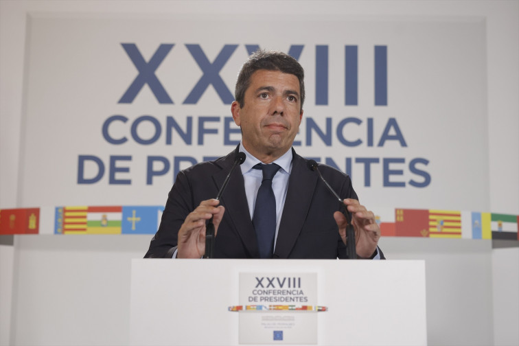 Mazón pide elecciones generales a Sánchez mientras los valencianos claman por su dimisión