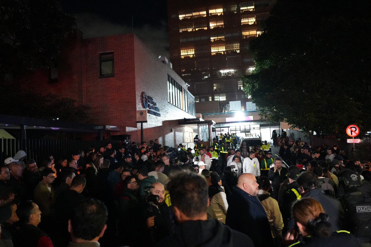 EuropaPress 6784297 bogota june 2025    people gather outside the hospital where colombian