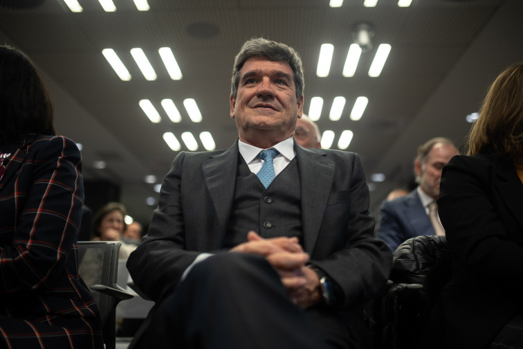 El PIB español cae al 2,4% y podría desplomarse más de 1 punto con la guerra arancelaria