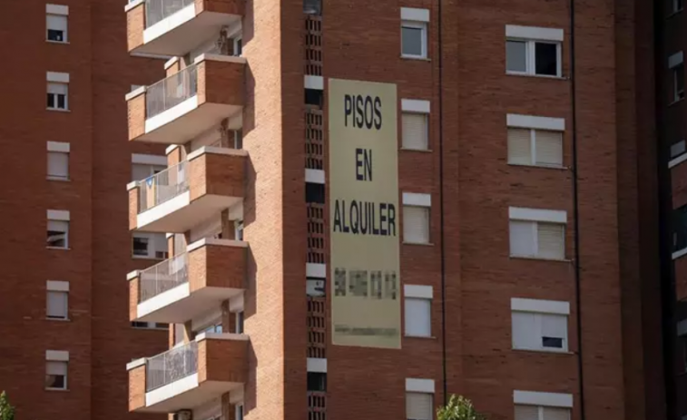 Una sentencia histórica anula cláusulas abusivas en contratos de alquiler en Badalona