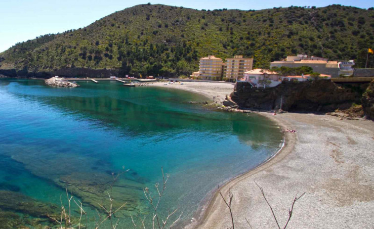 Este pueblo de la Costa Brava ha conseguido escapar del turismo masivo y sus playas son espectaculares