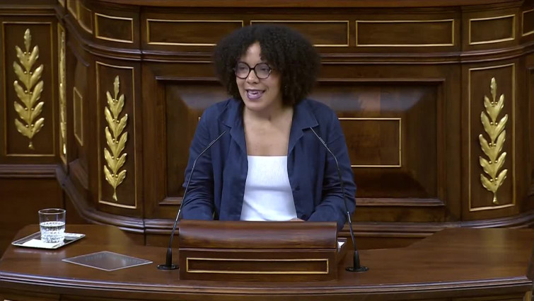 VÍDEO. Entre gritos y patadas: así han recibido los diputados del PP a Santos Cerdán 