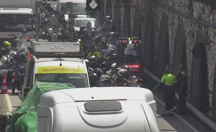 Caos circulatorio en Barcelona: cortadas la Ronda Litoral y la Ronda de Dalt en plena hora punta