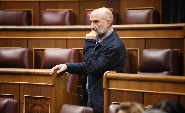 ERC y BNG aprietan las tuercas a Sánchez: piden que comparezca en el Congreso por las mordidas de Cerdán