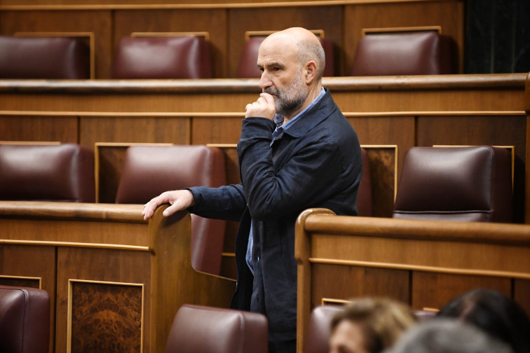 ERC y BNG aprietan las tuercas a Sánchez: piden que comparezca en el Congreso por las mordidas de Cerdán