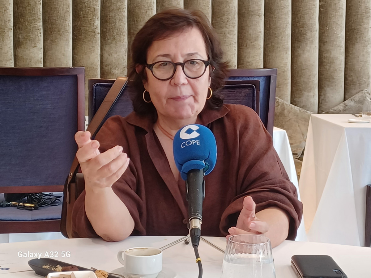 La presidenta de la Asociación de Fiscales (AF), Cristina Dexeus, en una entrevista en Cope Catalunya