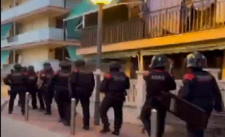 18 detenidos en Salou por el 'top manta'