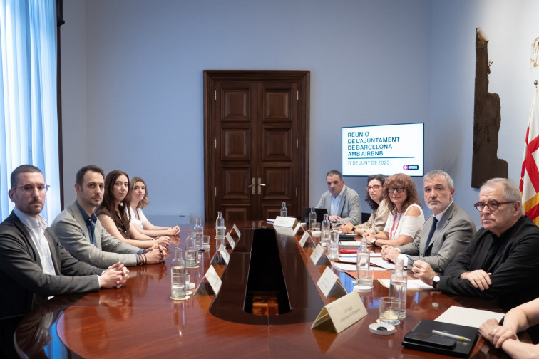 Collboni advierte a Airbnb: “Actuaremos de manera contundente si se incumple la ley”