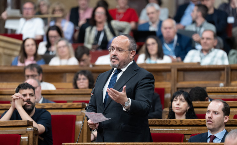 El PP pide refuerzos en las plantillas de sanitarios y acusa a la Generalitat de improvisar en salud