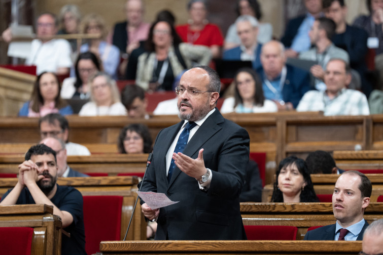 El PP pide refuerzos en las plantillas de sanitarios y acusa a la Generalitat de improvisar en salud