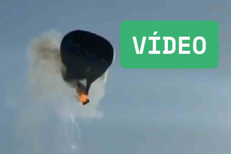 VÍDEO | Impactantes imágenes de un globo aerostático ardiendo con 21 personas a bordo en Brasil