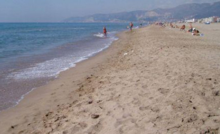 Muere ahogado un hombre de 54 años en la playa del Cap de Sant Pere, en Cambrils