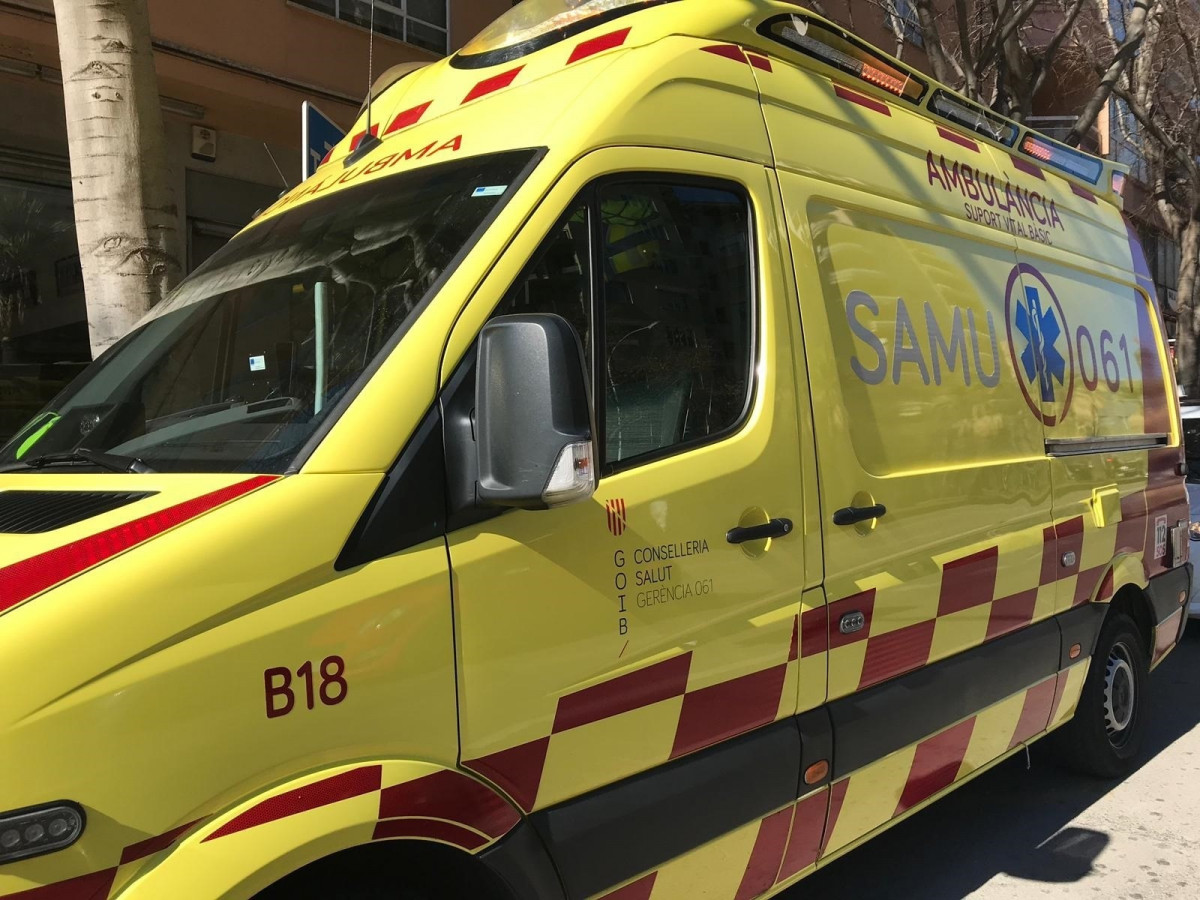 EuropaPress 1896752 suministrar ambulancia parche nitroglicerina ictus no disminuye riesgo