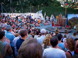 Viladecans se convierte en un gran escenario con el Festival Internacional de Teatre i Animació Al Carrer