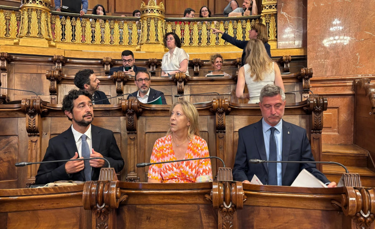 La Guardia Urbana de Barcelona no llevará táser: Junts, BComú y ERC tumban la medida