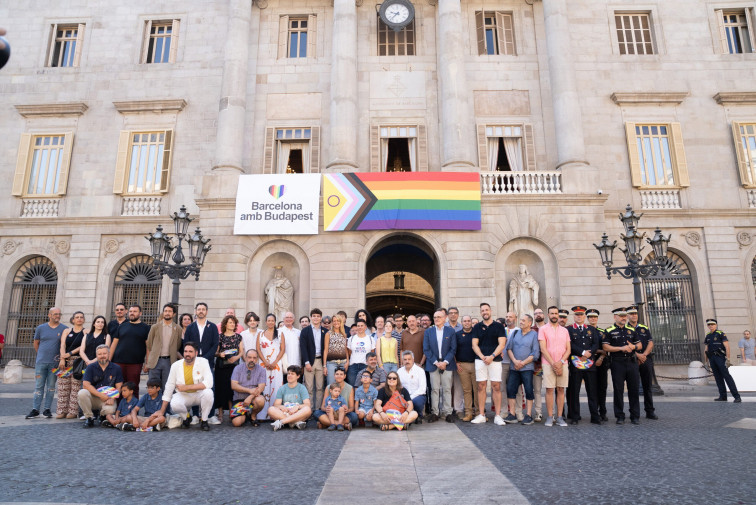 Los Diàlegs Col·lectius LGTBI, una herramienta que facilitará la radiografía del colectivo en Barcelona
