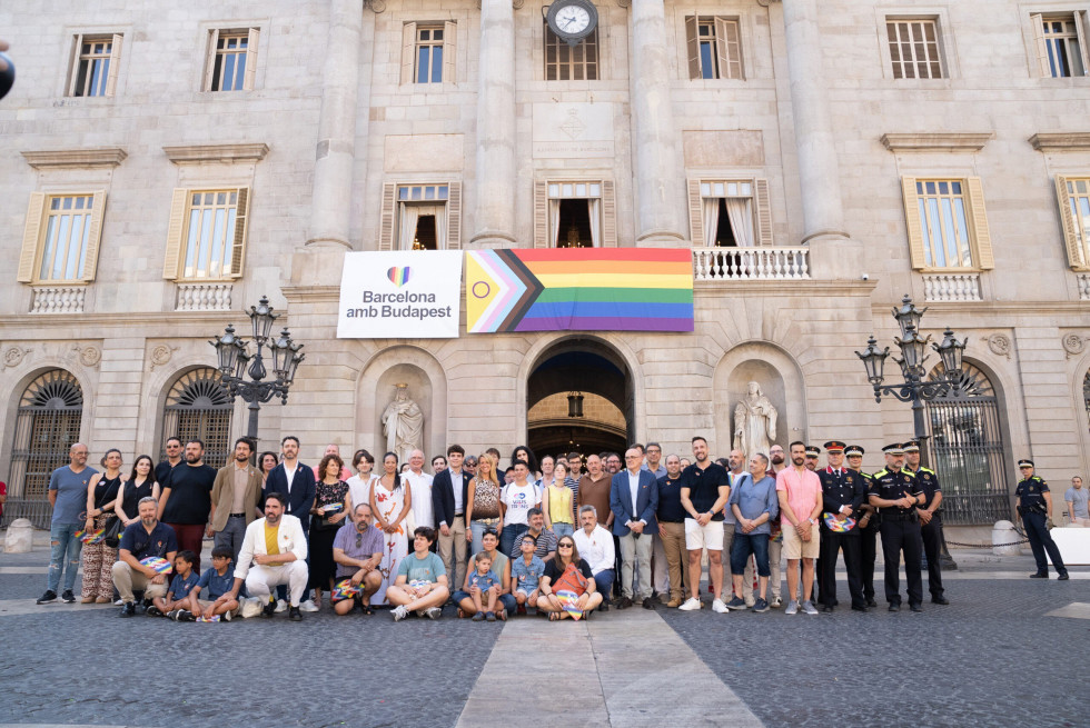 Barcelona inicia los Diàlegs Col·lectius LGTBI para hacer un diagnóstico del colectivo en la ciudad