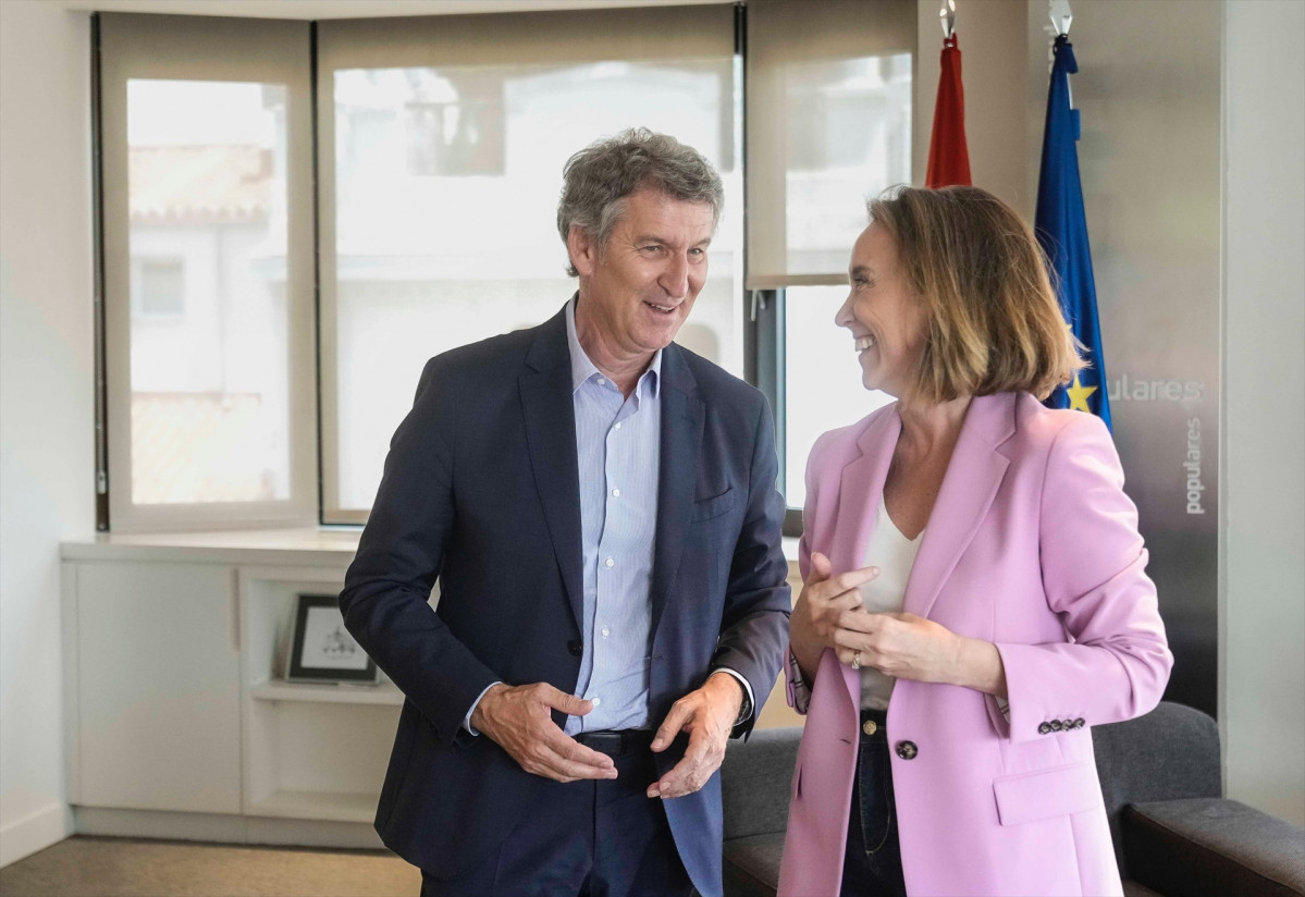 EuropaPress 6832566 presidente pp alberto nunez feijoo secretaria general pp cuca gamarra
