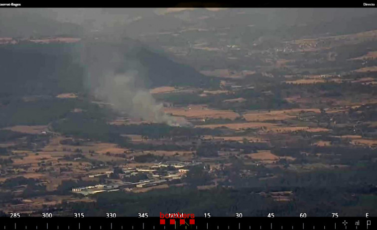 Un incendio agrícola en Manresa obliga a cortar la circulación ferroviaria y moviliza medios aéreos