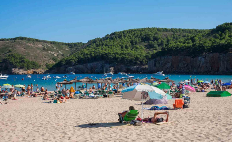 ¿Buscas playa y aventura? Este rincón de la Costa Brava tiene todo lo que necesitas