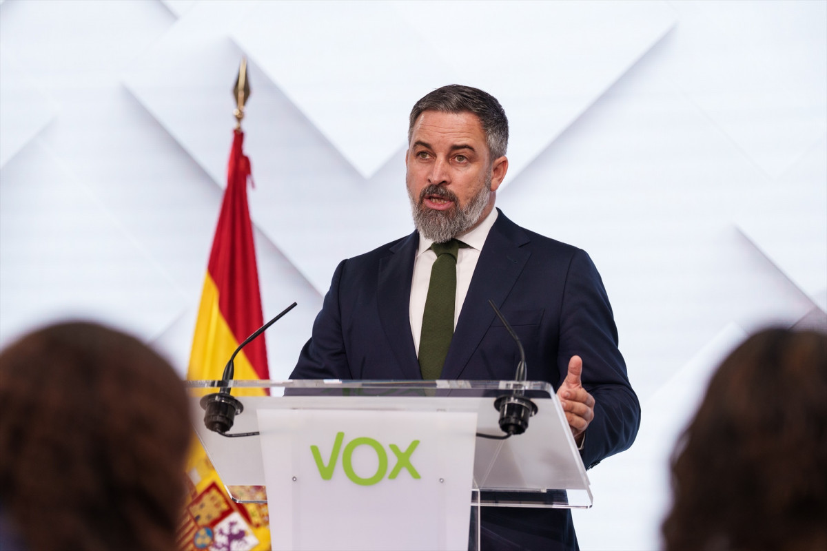 EuropaPress 6817247 presidente vox santiago abascal rueda prensa sede partido 23 junio 2025