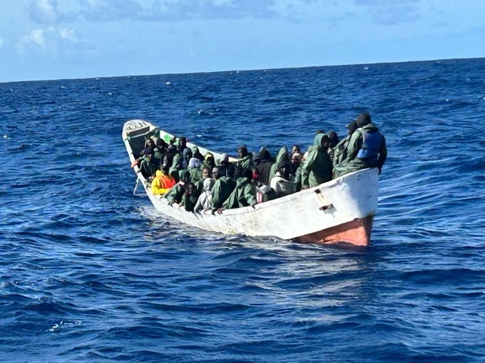 EuropaPress 6634910 cayuco localizado aguas hierro