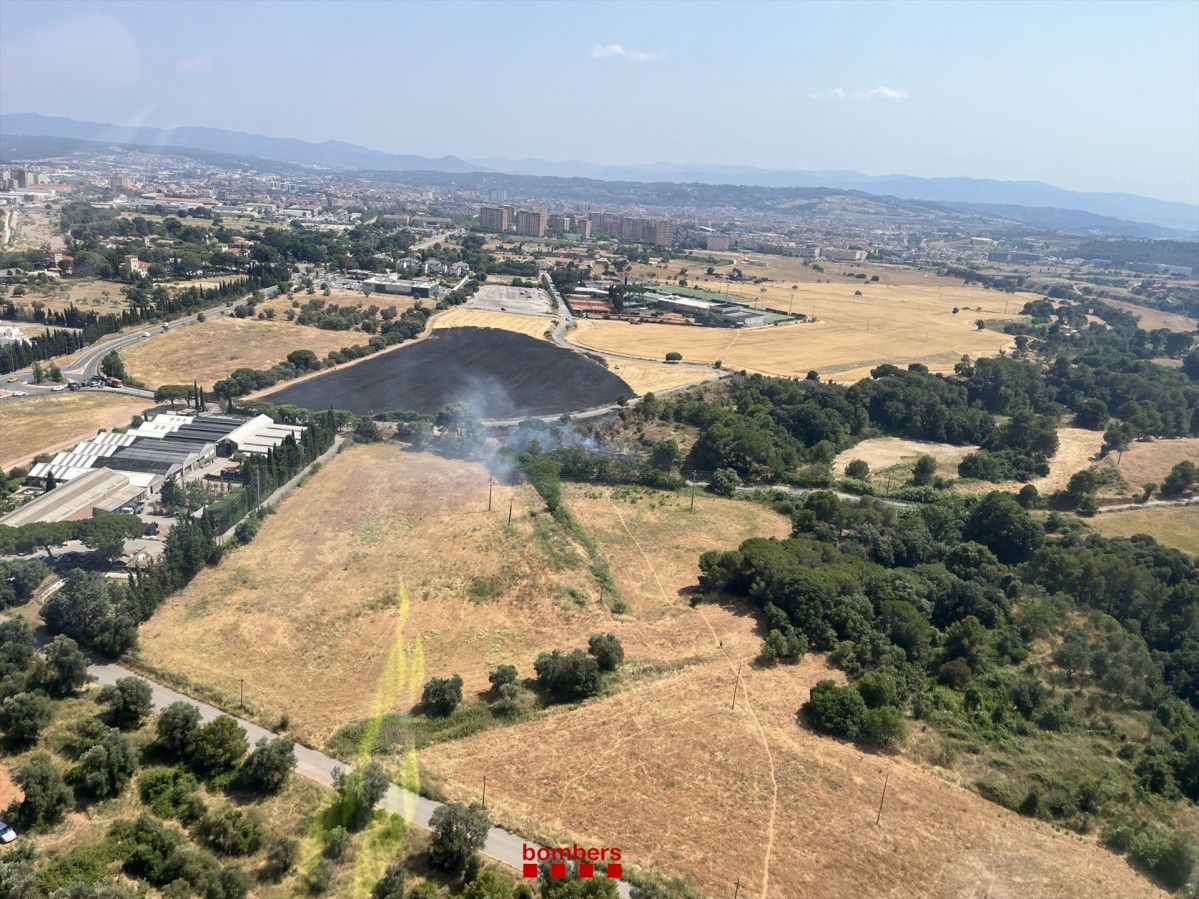EuropaPress 6838020 incendio cerca club deportivo terrassa barcelona