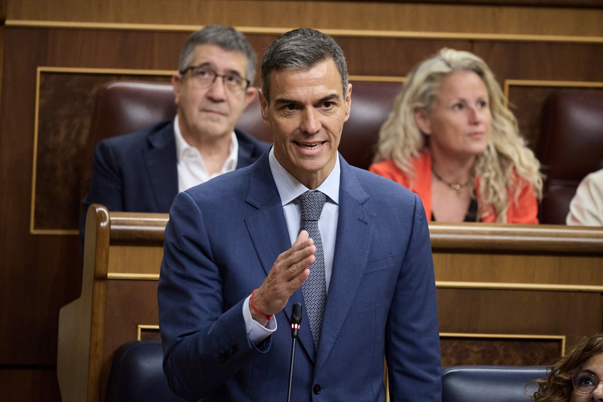 EuropaPress 6807125 presidente gobierno pedro sanchez interviene sesion control gobierno
