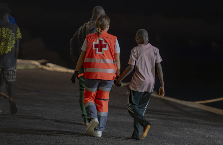 El Gobierno deja a Catalunya fuera del reparto de menores migrantes no acompañados