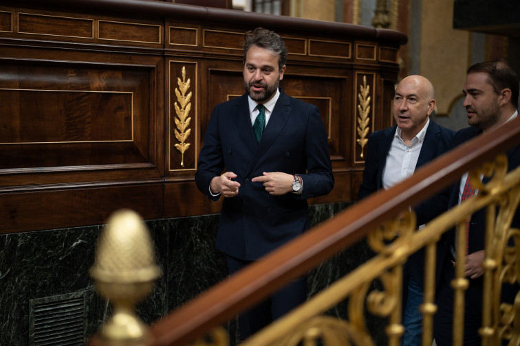 Sánchez mantiene en la nueva Ejecutiva Federal al 'número dos' de Cerdán, Juanfran Serrano, y descarta a Francisco Salazar