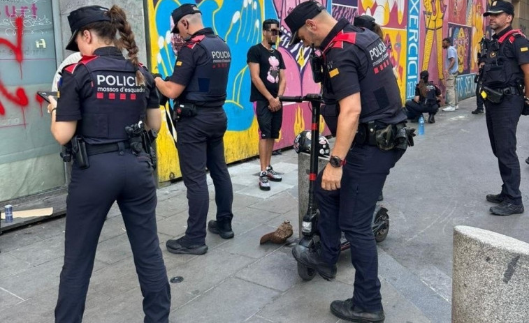 81 personas con con 861 antecedentes detenidas en un dispositivo contra la multirreincidencia en Barcelona