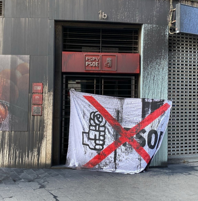 Vandalizan la sede del PSPV-PSOE en Valencia