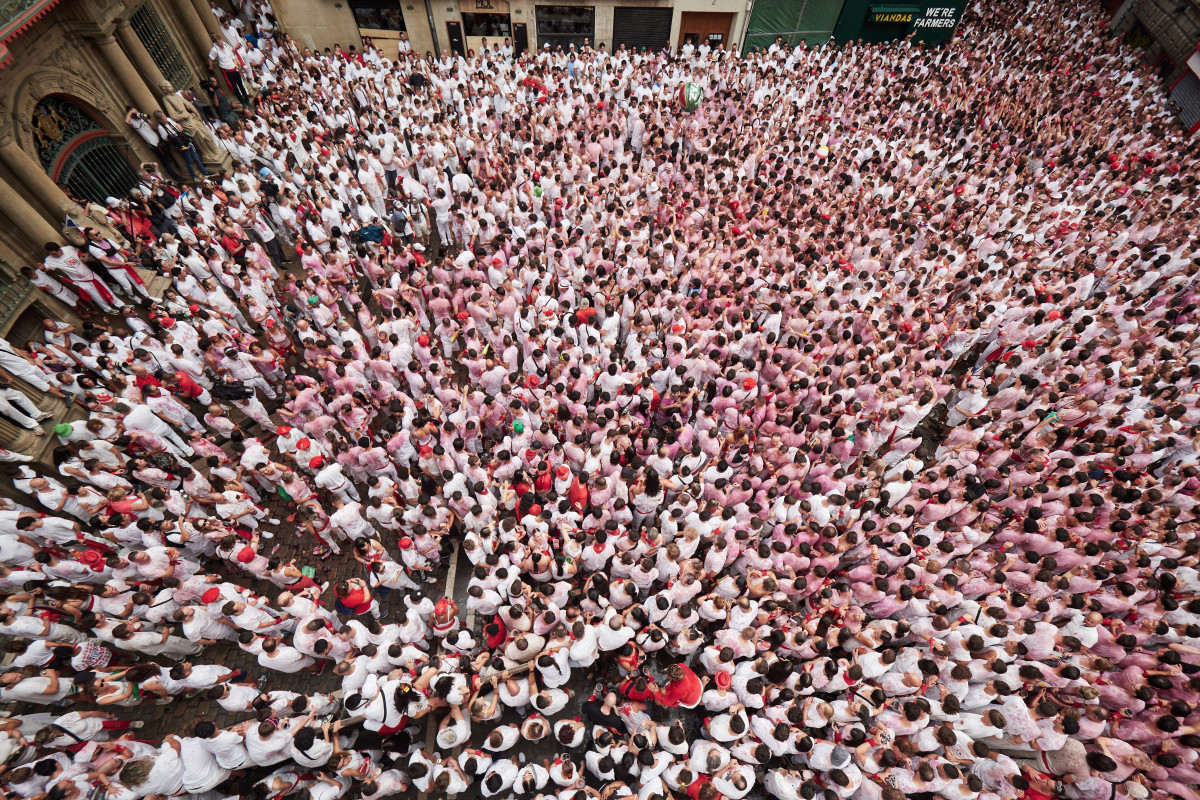 EuropaPress 6842407 ambiente previo chupinazo san fermin 2025 plaza ayuntamiento julio 2025
