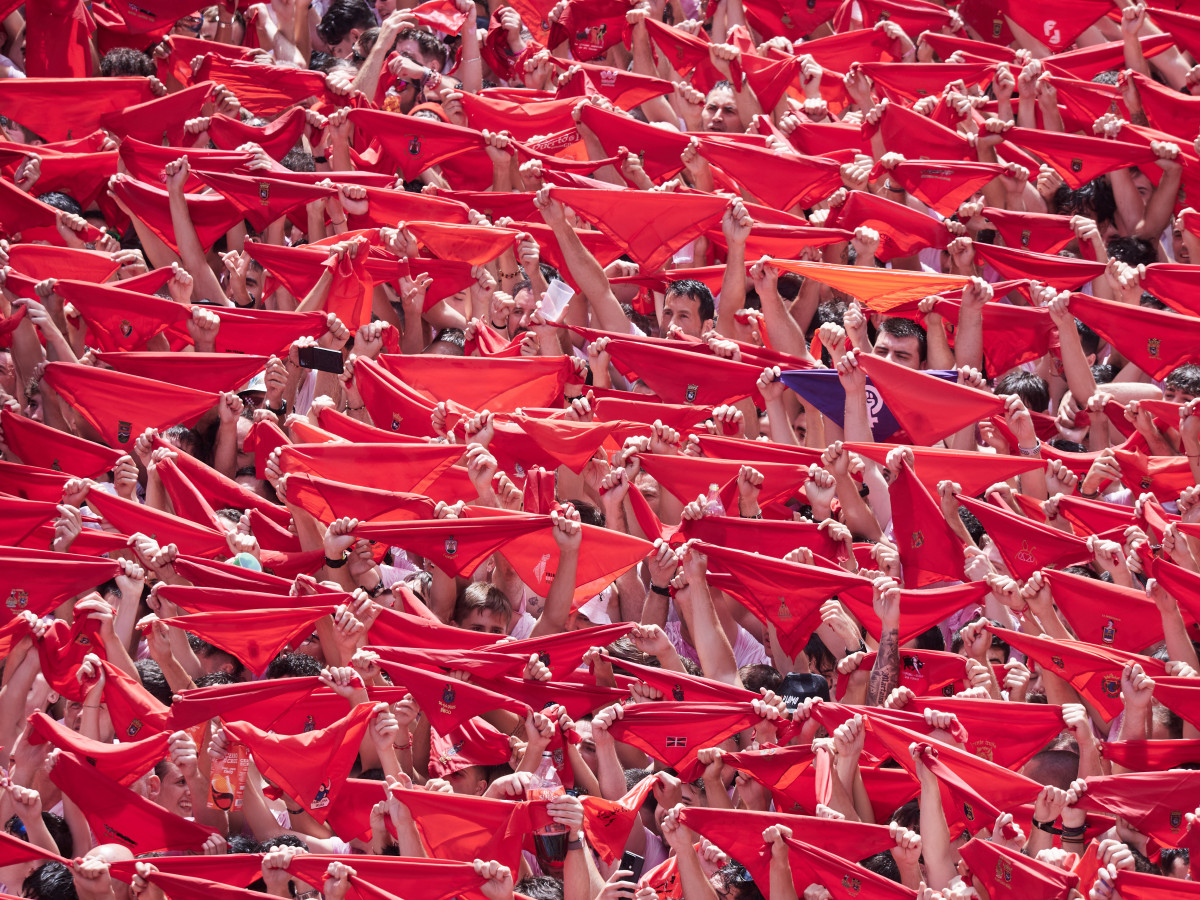 EuropaPress 6842458 decenas personas chupinazo san fermin 2025 plaza ayuntamiento julio 2025