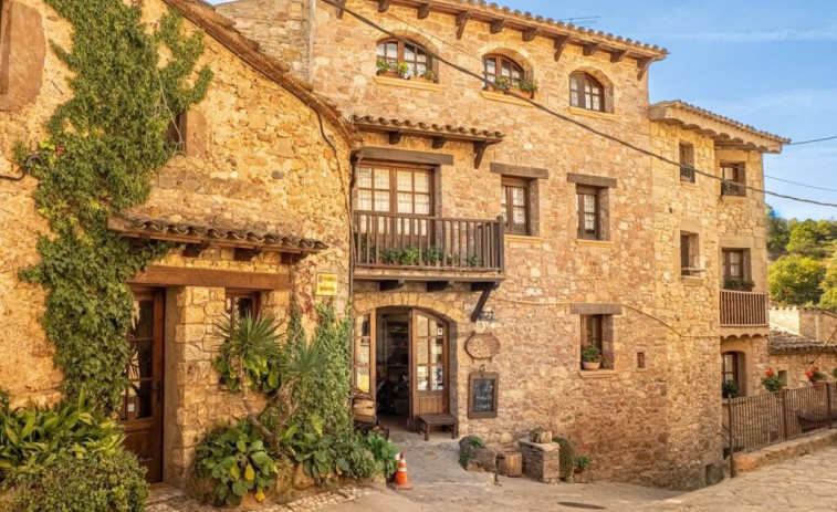 El rincón medieval oculto a 67 km de Barcelona que te transportará siglos atrás