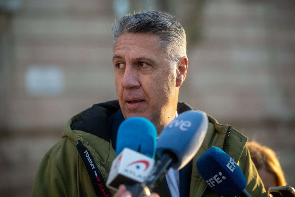 Archivo - Arxivo - L'alcalde de Badalona, Xavier García Albiol, ofereix declaracions als mitjans a la seva arribada a l'audiència de Barcelona, a 9 de desembre de 2024, a Barcelona, Catalunya (Espan