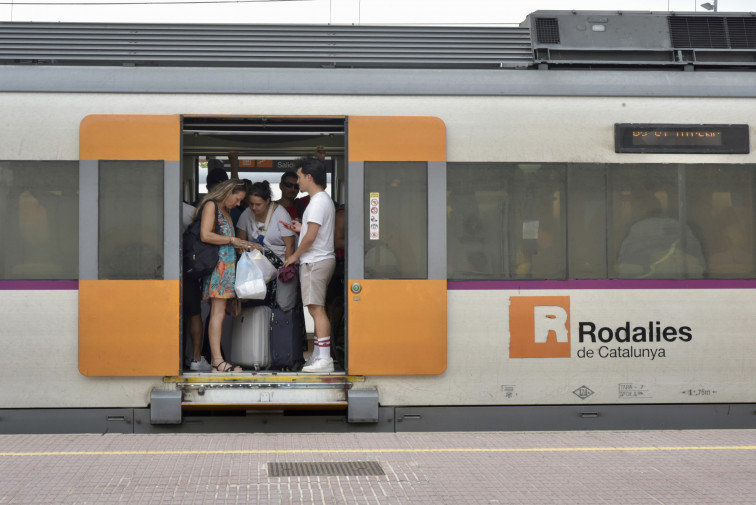 Rodalies recupera el servicio pero se mantiene cortado el tramo de Martorell a Sant Vicenç de Calders