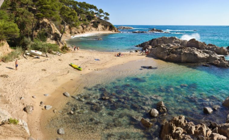 El último santuario de la Costa Brava: así es la cala donde el silencio es un tesoro
