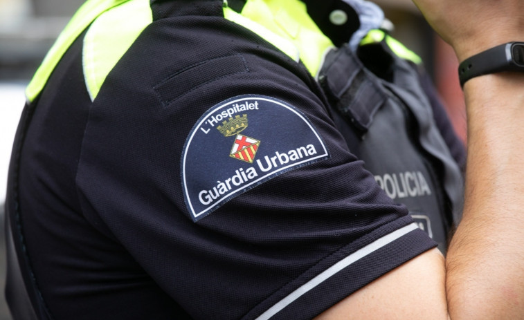 La policía desmantela una piscina ilegal en L'Hospitalet y provoca la furia de los vecinos