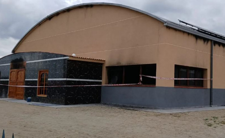 El Obispado condena el incendio de la mezquita en construcción de Piera y rechaza la intolerancia religiosa
