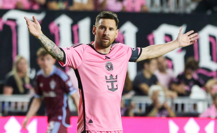 Messi lidera al Inter Miami con otro doblete