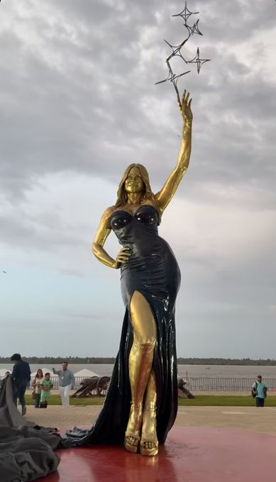 La ciudad colombiana  estrena nueva 'Celebridad': la impresionante estatua de Sofía Vergara de más de cinco toneladas