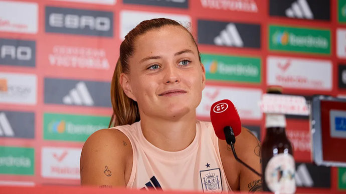 España se encomienda a Claudia Pina para romper la maldición de los cuartos en la Eurocopa