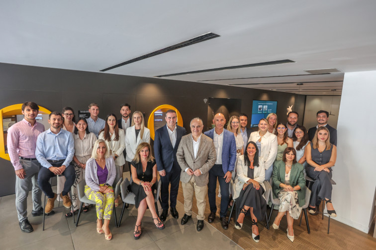 CaixaBank lanza HolaBank Connecta, su apuesta por el cliente internacional y nómada digital en España