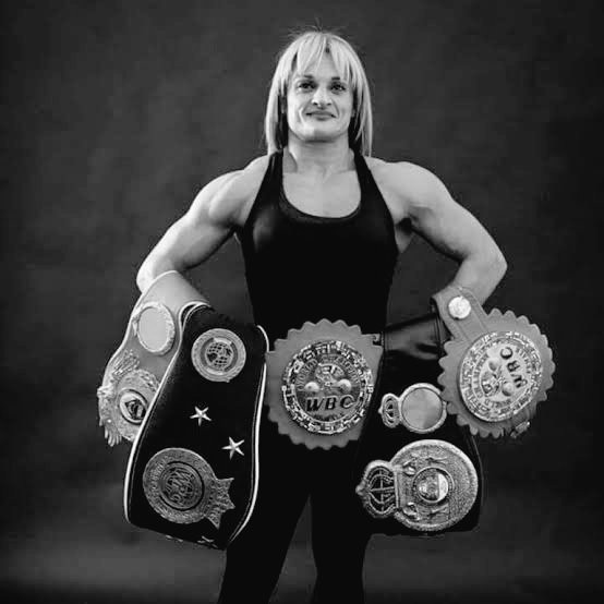 Fallece Alejandra 'Locomotora' Oliveras, leyenda del boxeo mundial, a los 47 Años