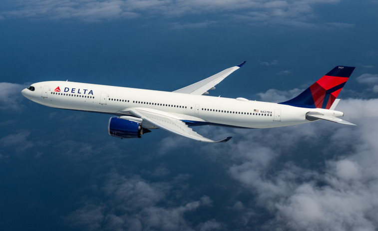 Turbulencias severas desvían vuelo de Delta, 25 pasajeros hospitalizados