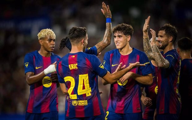 El Barça prepara la venta de dos canteranos para acabar con el calvario de las inscripciones