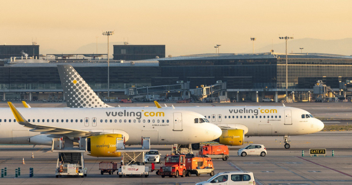 Archivo - Aviones de Vueling.