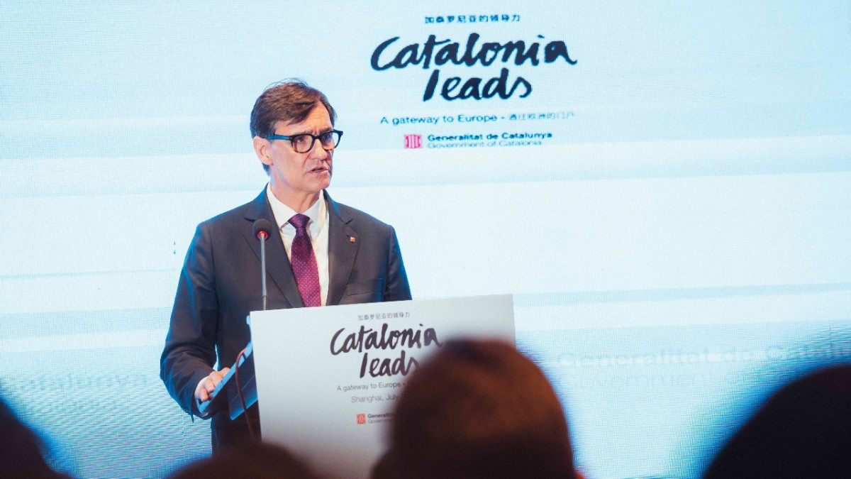 EuropaPress 6883474 presidente generalitat salvador illa shanghai conferencia catalonia leads (1)