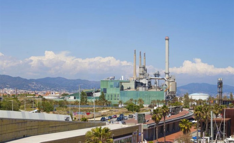 Catalunya apuesta por la quema de residuos para cerrar 13 vertederos y generar energía